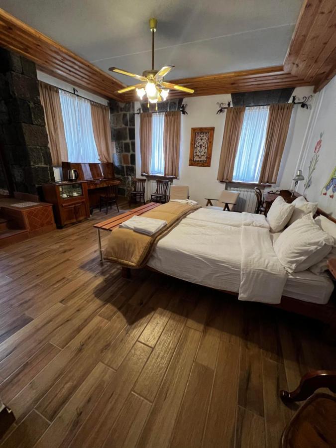 גיומרי Villa Kars מראה חיצוני תמונה